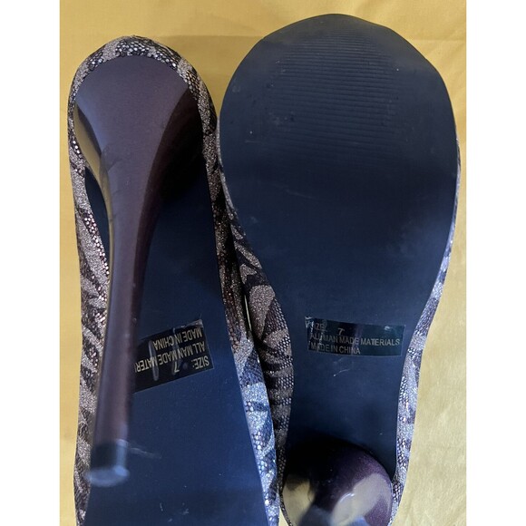 Charlotte Russe Gold Glitter Animal Print Stiletto Heels Size 7 EUC - Picture 3 of 5